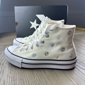 Converse Chuck Taylor High Tops. New in Box. Cute.